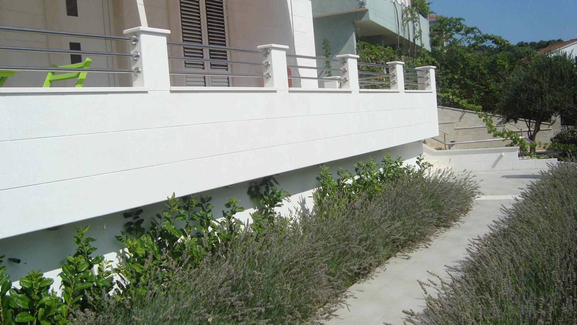 Apartments Niana With Heated Seawater Swimingpool Donji Okrug  Esterno foto